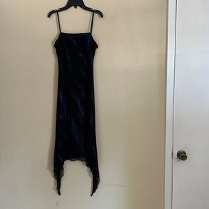 Women’s Finesse Sparkly Midi Dress size Medium